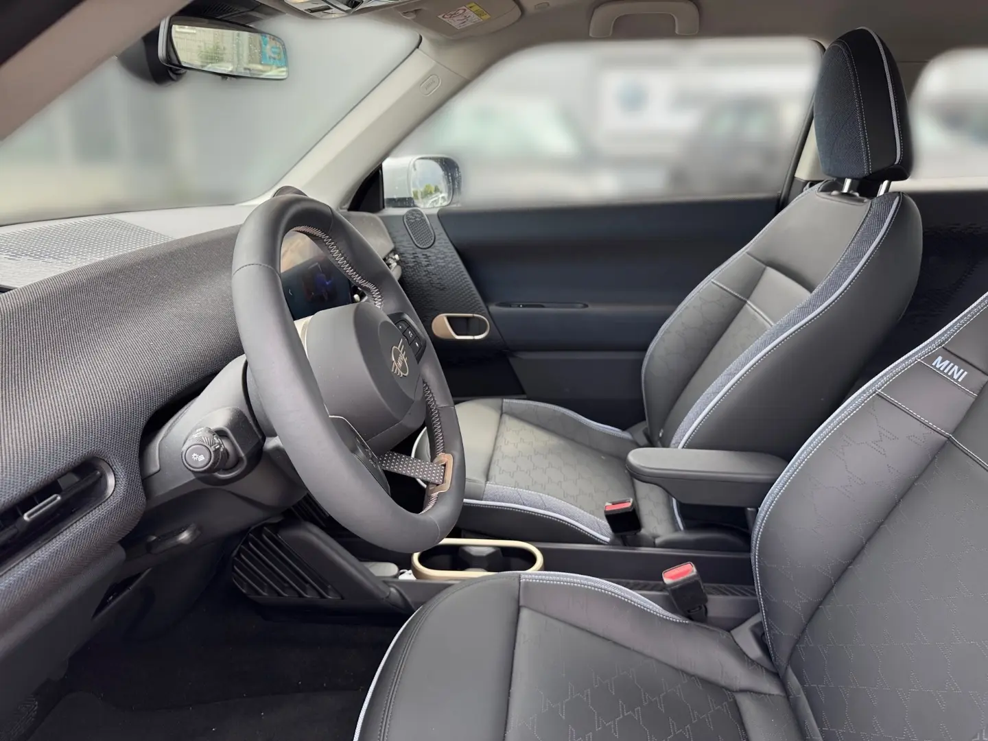 MINI Cooper E Classic