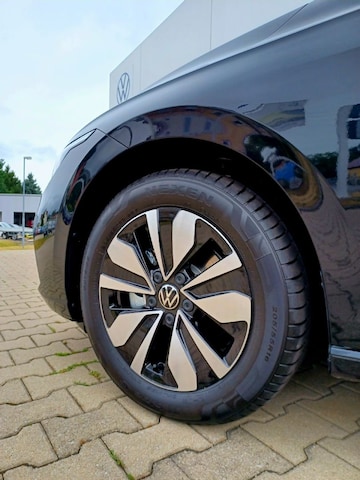 Volkswagen Golf Life Variant