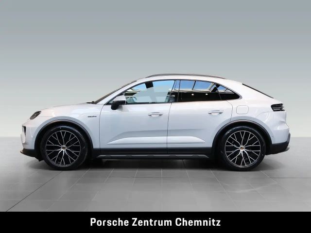 Porsche Macan 4