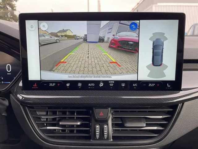 Ford Focus ST Line Wagon