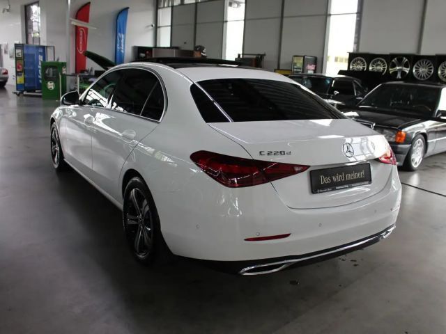 Mercedes-Benz C 220 AVANTGARDE C 220 d Sedan