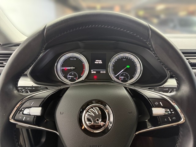 Skoda Superb 1.5 TSI Ambition Combi