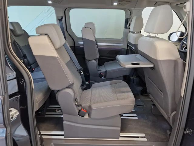 Volkswagen Multivan Life T7