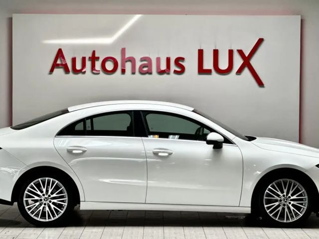 Mercedes-Benz CLA 200 Sedan