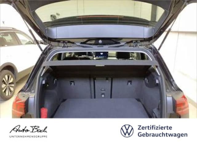 Volkswagen Golf 1.5 TSI Golf VIII