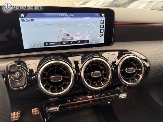 Mercedes-Benz A 180 AMG Line Hatchback