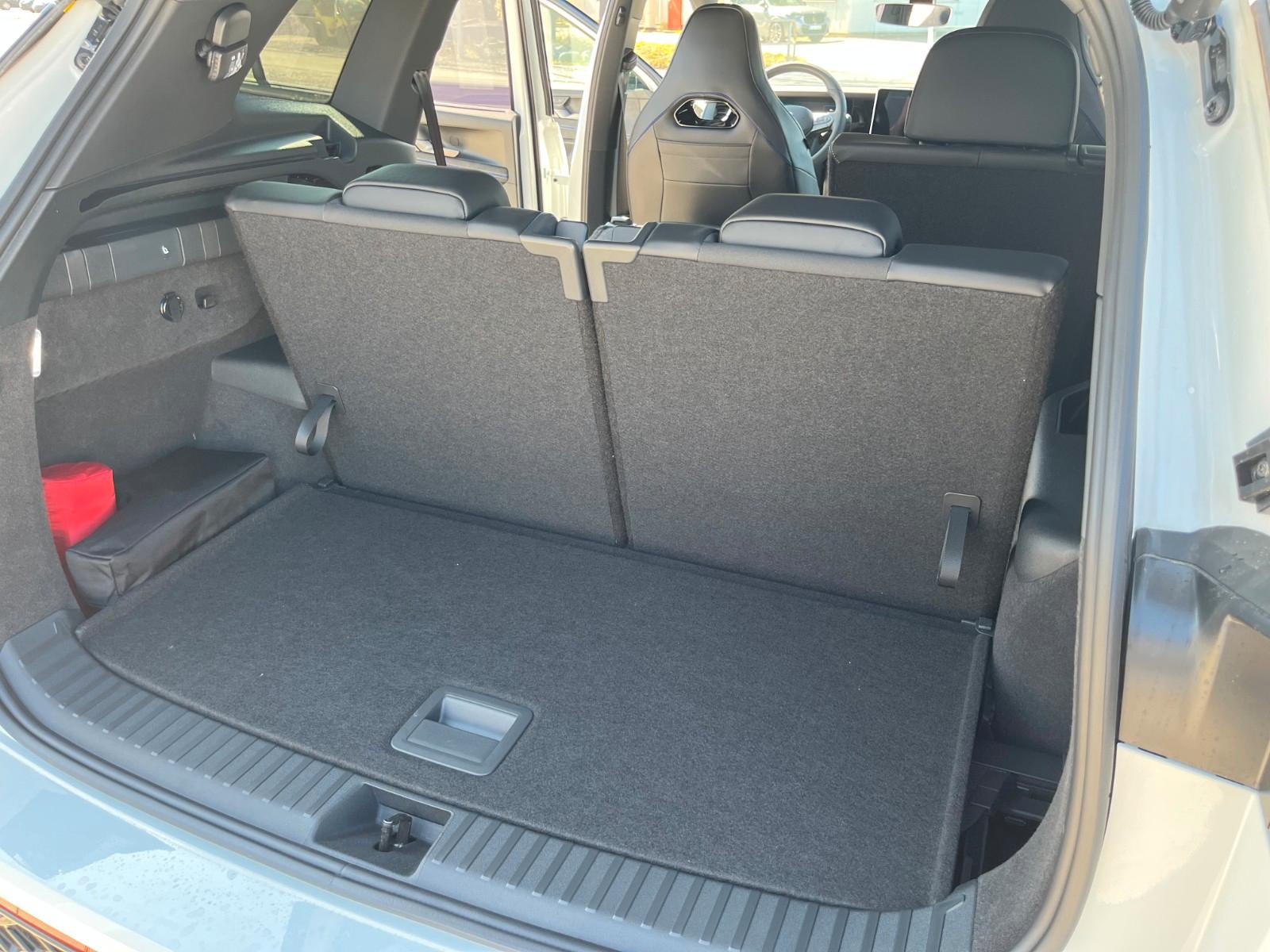 Volkswagen Tayron 2.0 TDI 4Motion DSG R-Line