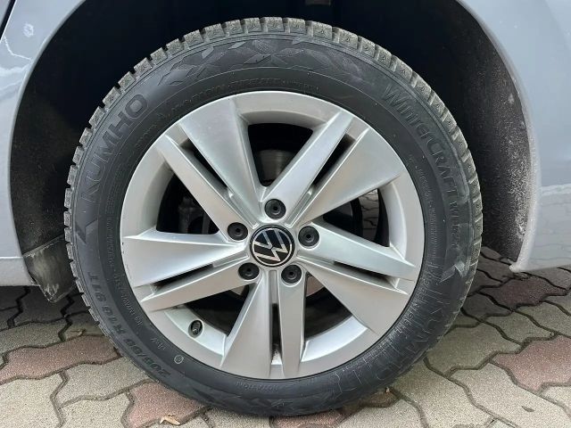 Volkswagen Golf DSG Life Variant