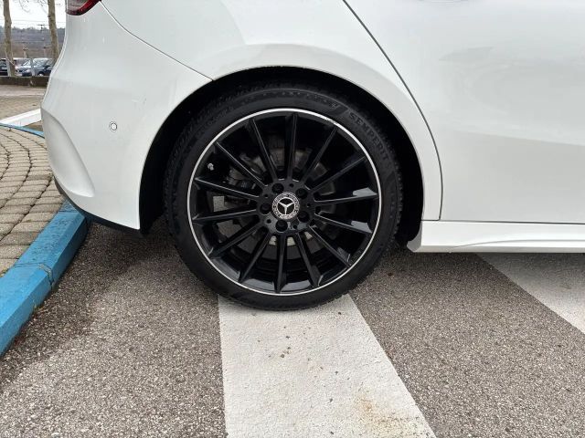 Mercedes-Benz A 250 4MATIC Hatchback