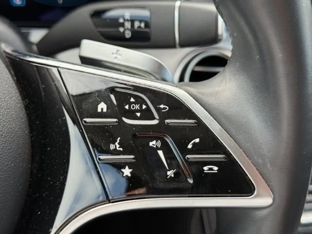 Mercedes-Benz E 220 AVANTGARDE