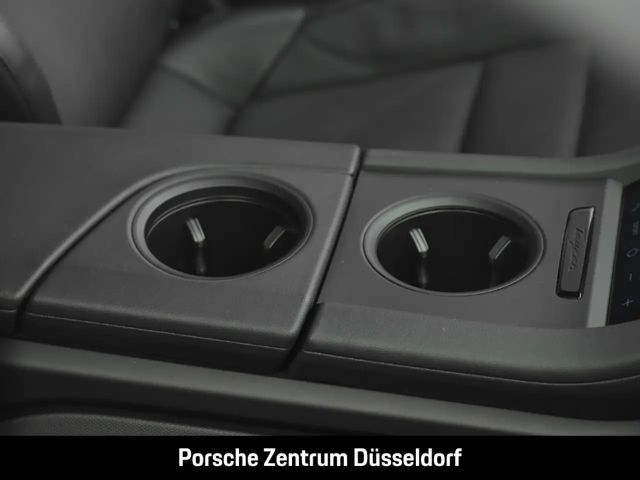 Porsche Taycan 4 Cross Turismo