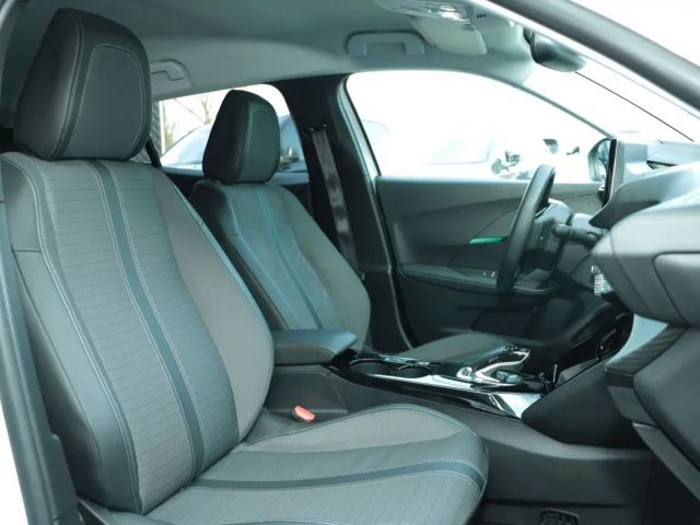 Peugeot E-2008 Active Pack