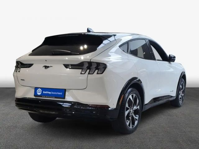 Ford Mustang Mach-E AWD Premium
