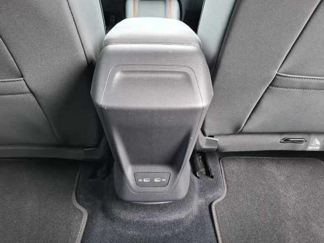 Cupra Born 58 kWh 77 kWh