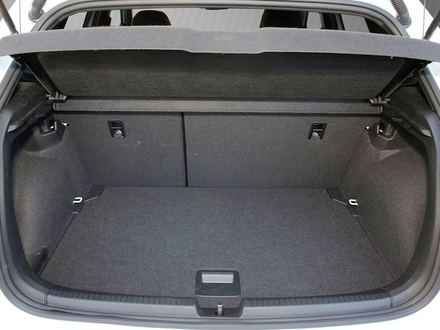 Volkswagen Polo 1.0 TSI DSG R-Line