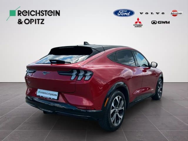 Ford Mustang Mach-E 75 kWh AWD