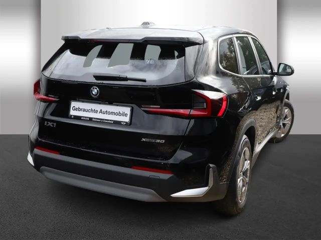 BMW iX1 xDrive30