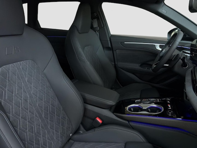 Audi A6 Avant Quattro S-Tronic