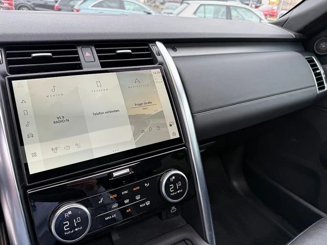 Land Rover Discovery AWD D250 SE
