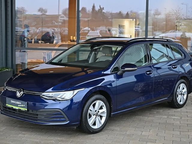 Volkswagen Golf Life Variant