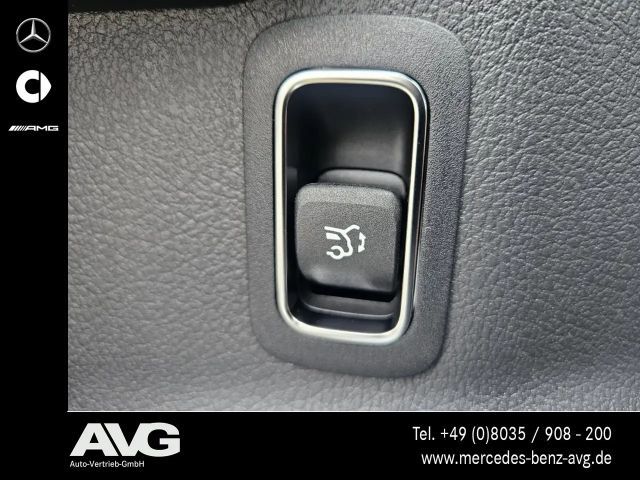 Mercedes-Benz GLA 200 AMG Line