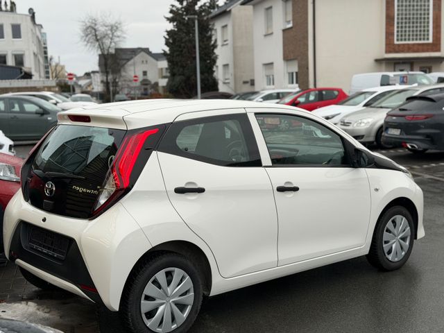 Toyota Aygo 5-deurs Business Plus