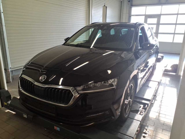 Skoda Octavia 1.4 TSI Ambition Combi iV