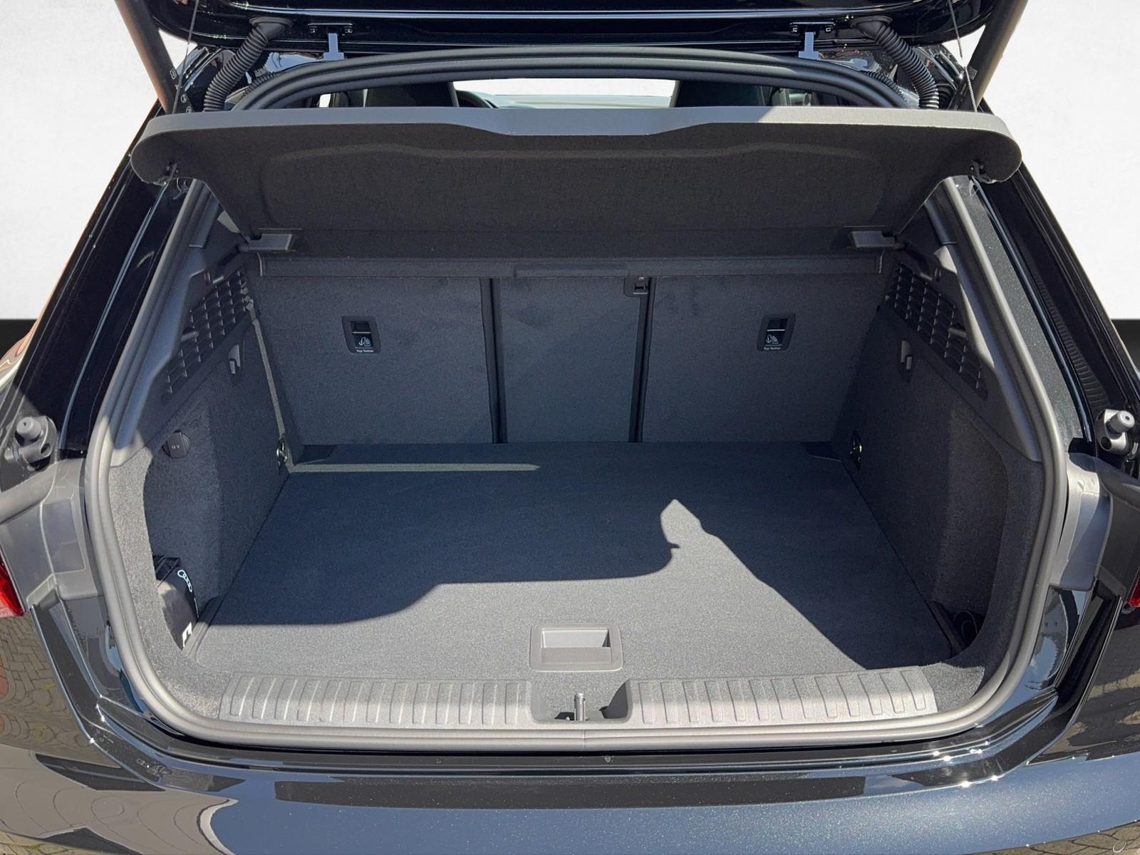 Audi A3 35 TFSI S-Line S-Tronic Sedan Sportback