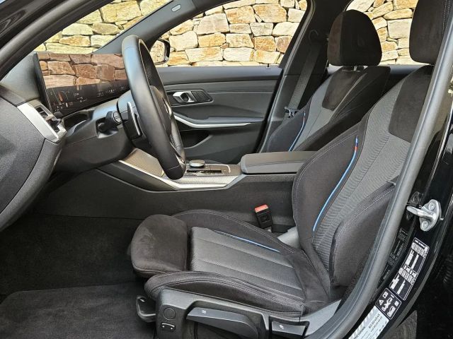 BMW 330 330i Touring xDrive