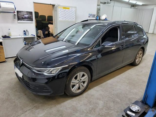 Volkswagen Golf 1.5 TSI Life Variant