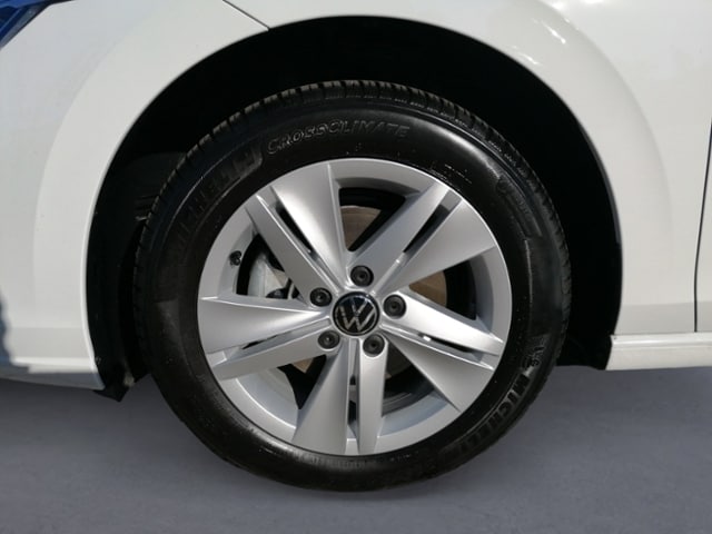 Volkswagen Golf 1.5 TSI Golf VIII