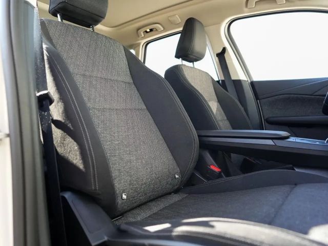 BMW 220 220i Active Tourer