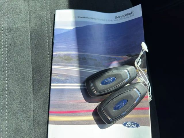 Ford Kuga Plug in Hybrid ST Line X