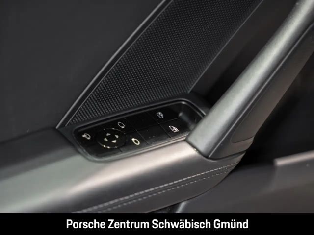 Porsche 911 992 Carrera Coupé