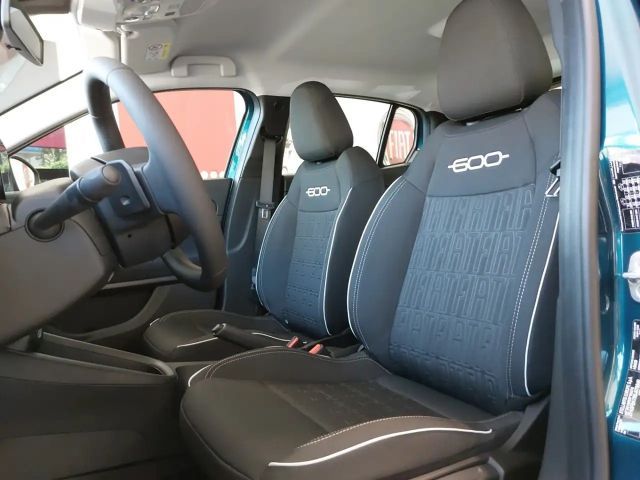 Fiat 600e Hybrid mHEV 145 6-Gang eDCT Pop