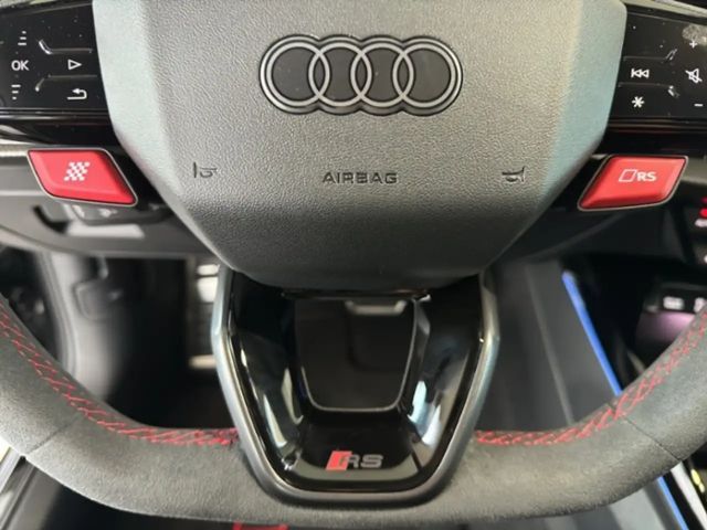 Audi RS3 S-Tronic Sedan