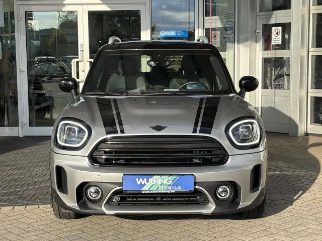 MINI Cooper Countryman DKG Classic Trim el. Heckklappe Navi