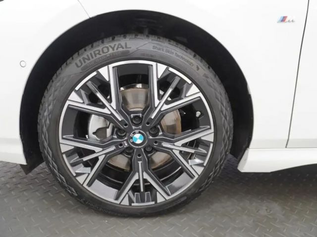 BMW 120 120i 5-deurs Sedan