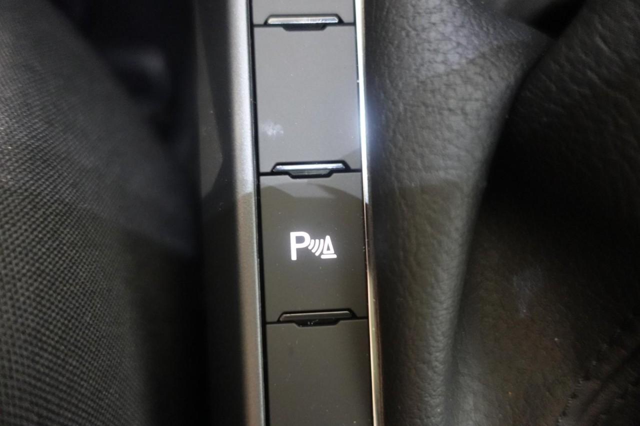 Volkswagen Polo 1.0 TSI DSG R-Line