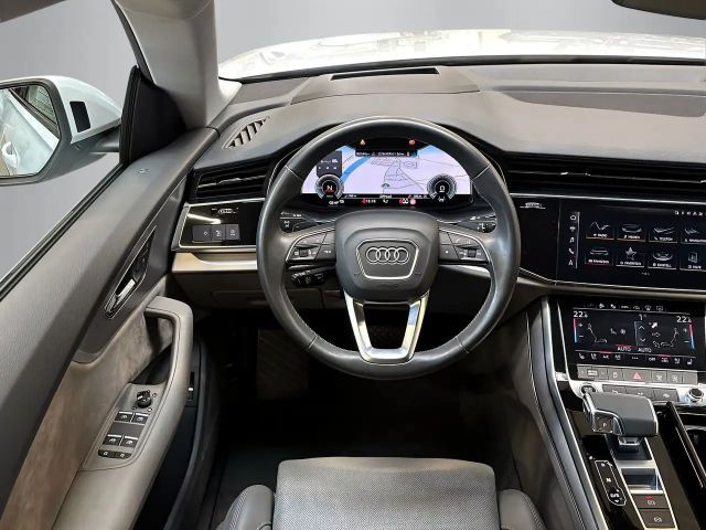 Audi Q8 55 TFSI Hybride
