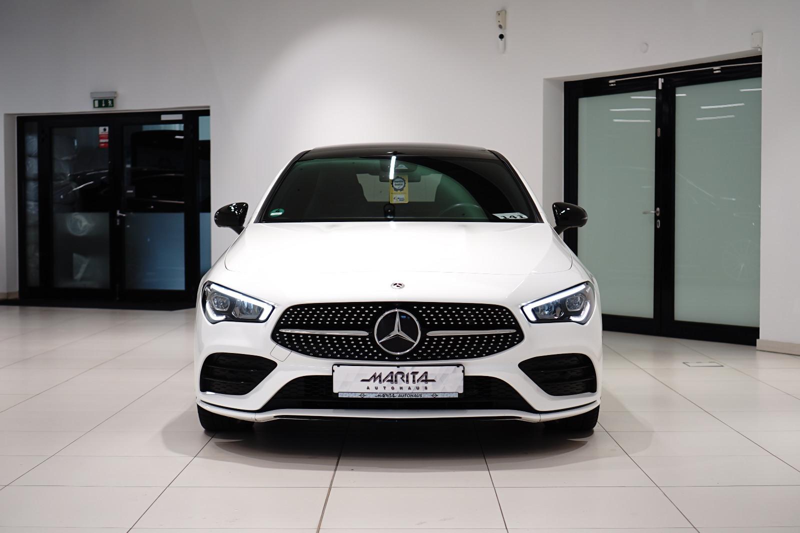 Mercedes-Benz CLA 200 AMG Line Sedan