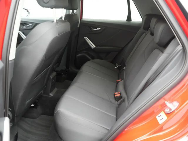 Audi Q2 advanced S-TRON LED VIRT CARPLAY AHK SHZ