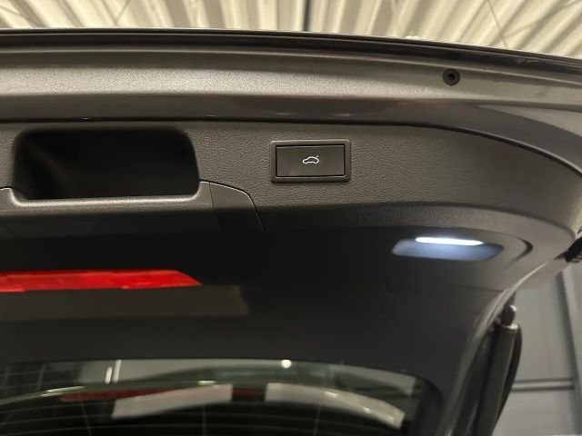 Volkswagen Passat 4Motion R-Line Style Variant