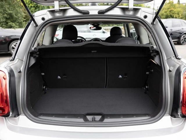 MINI Cooper Essential Trim FACEL. LED SHZ PDC