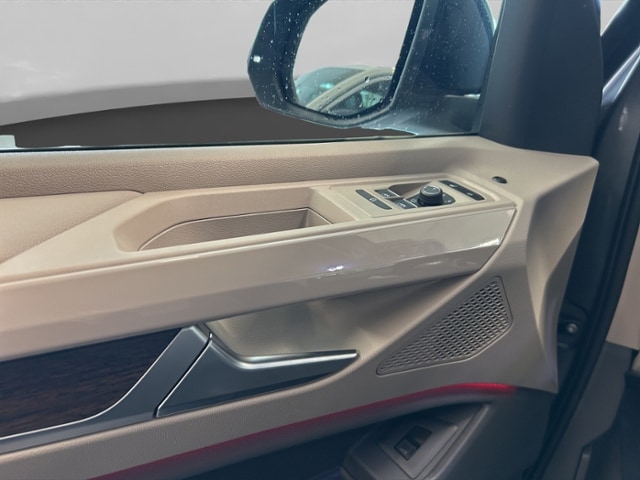 Volkswagen Multivan 2.0 TDI DSG T7