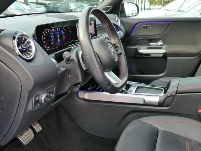 Mercedes-Benz GLB 250 4MATIC AMG Line