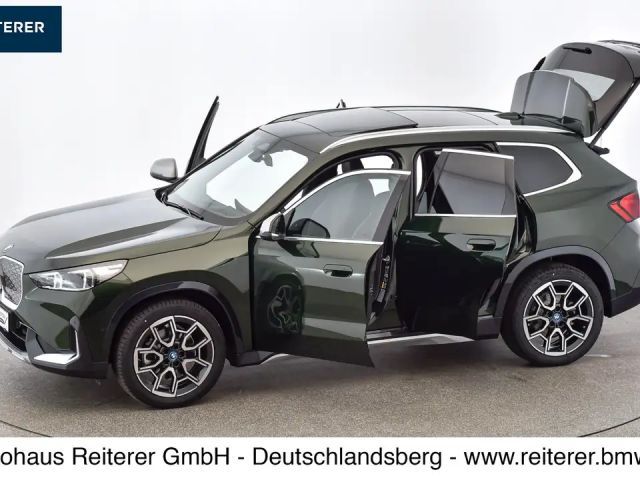 BMW iX1 xDrive30
