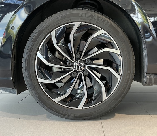 Volkswagen Golf DSG Variant