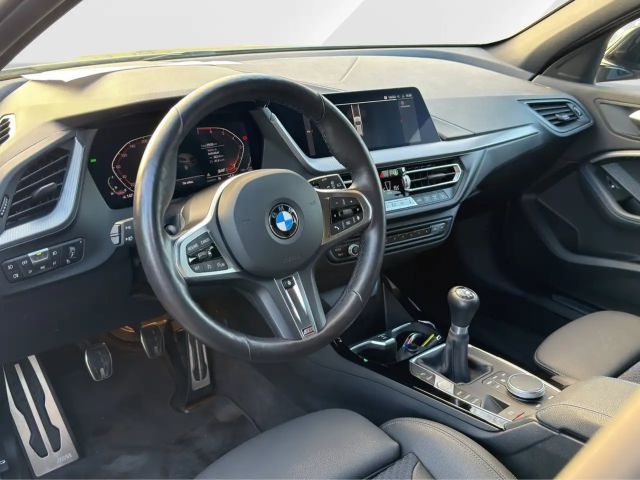 BMW 118 118i M-Sport Sedan