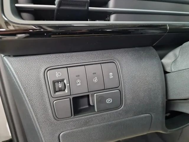 Hyundai Staria Trend